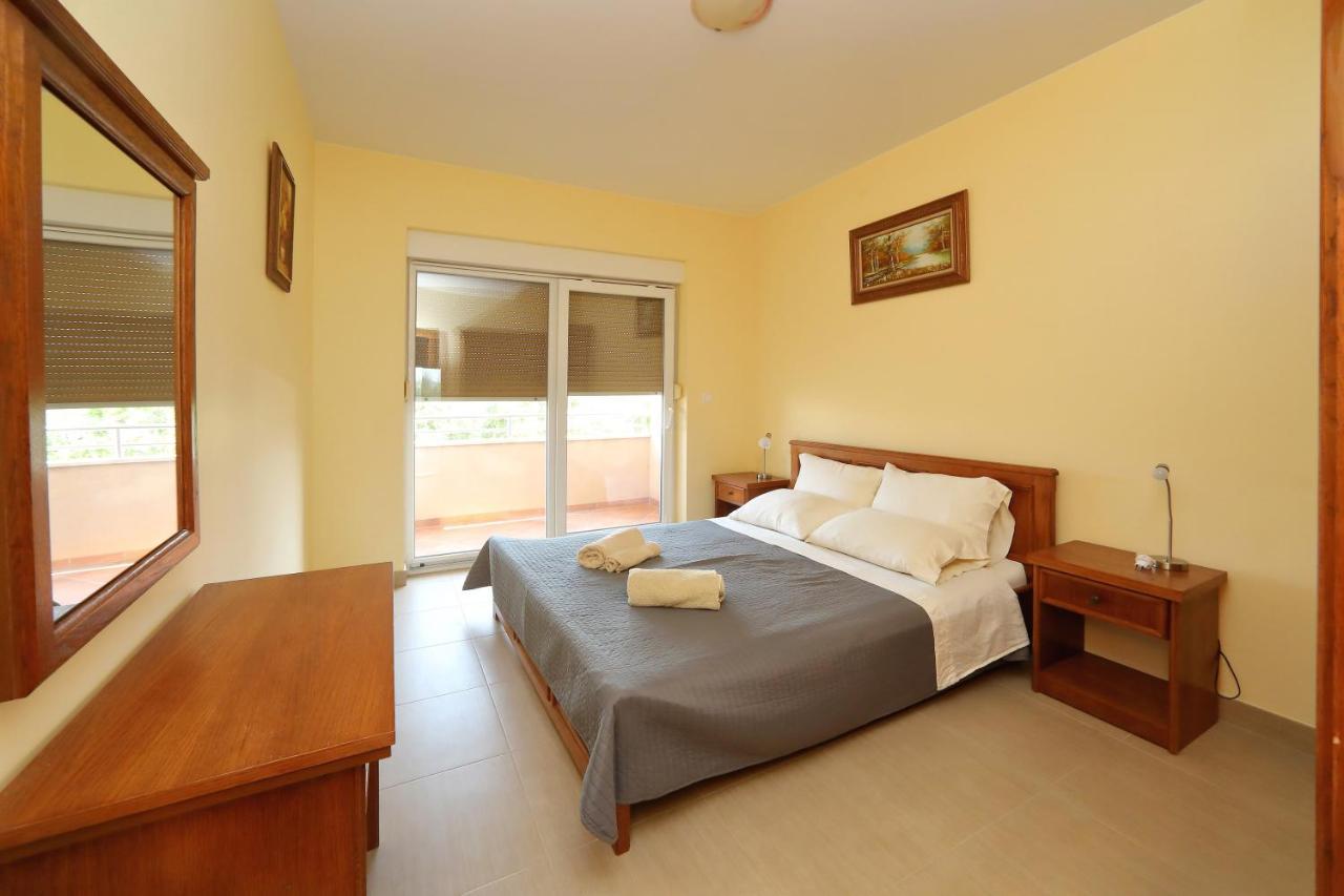Villa Palma Sukošan Exterior foto